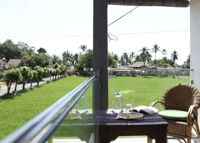 The At Warung Bambu Pemaron 招待所 3*